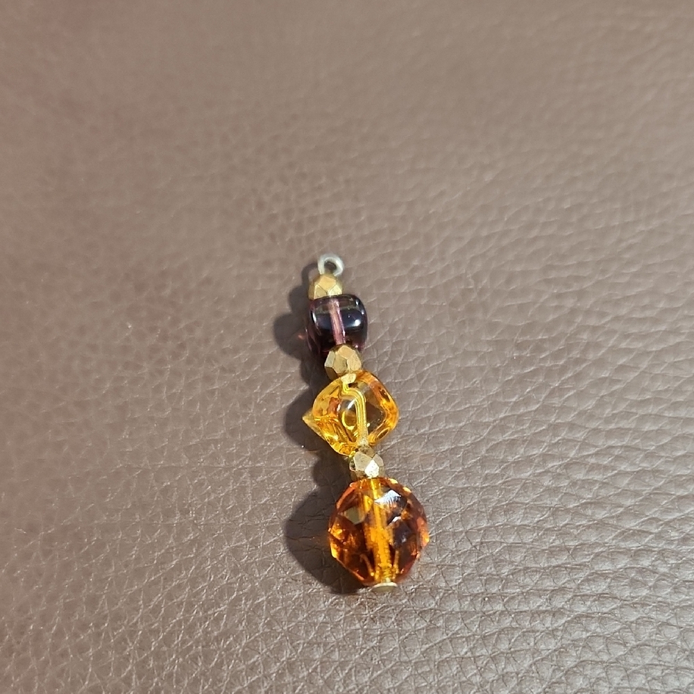 Elegant Gold and Amber Pendant